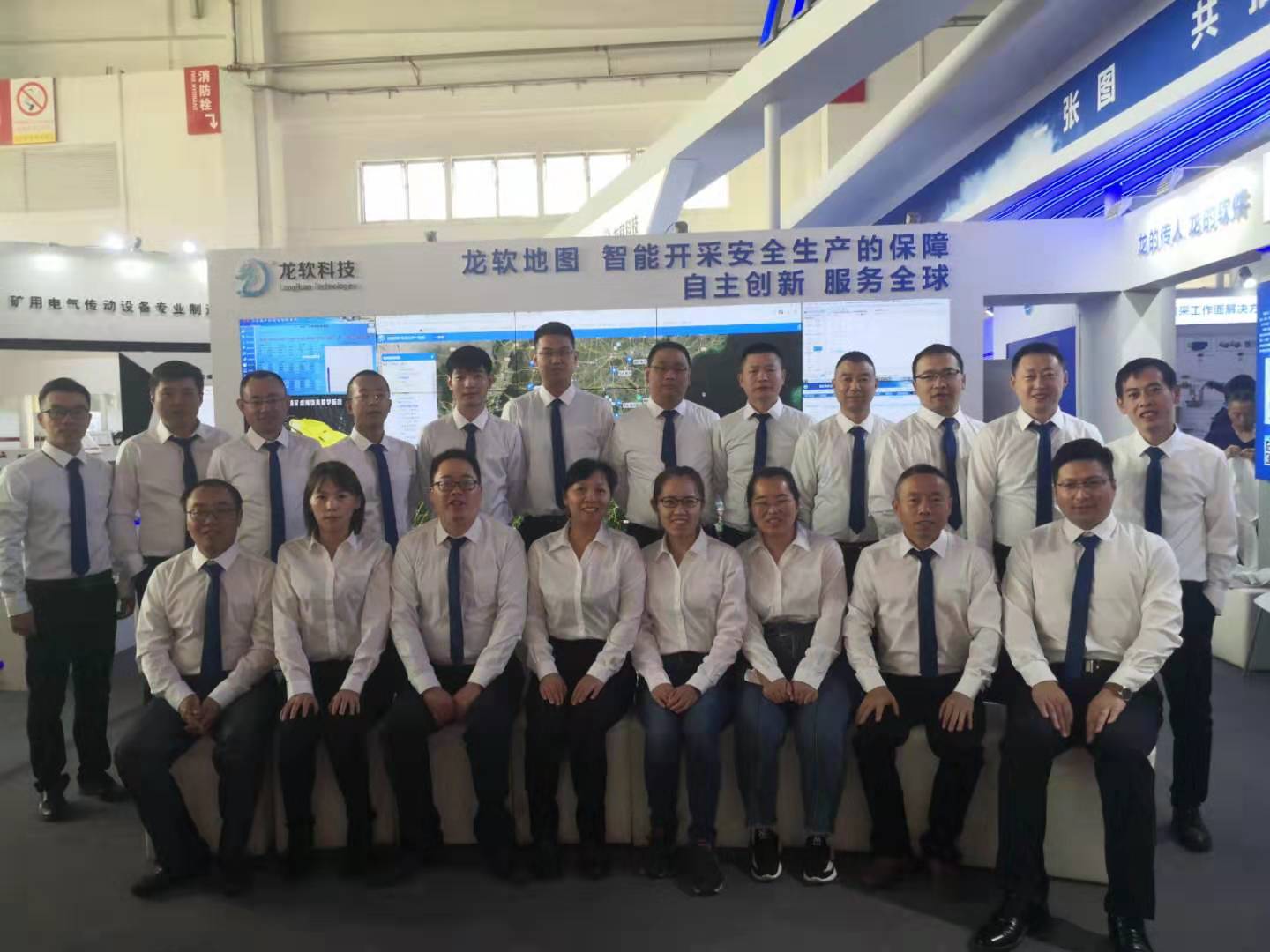 ÀÖÓãÔ±¹¤.jpg ÀÖÓãÔ±¹¤.jpg